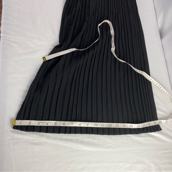 F21 black pleated beaded belt strapless wide leg jumpsuit, L - Picture 13 of 13